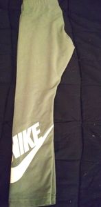 Nike Capri leggings